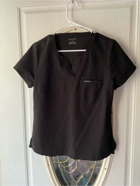 Jaanuu Black Short Sleeve V-Neck Scrub Top